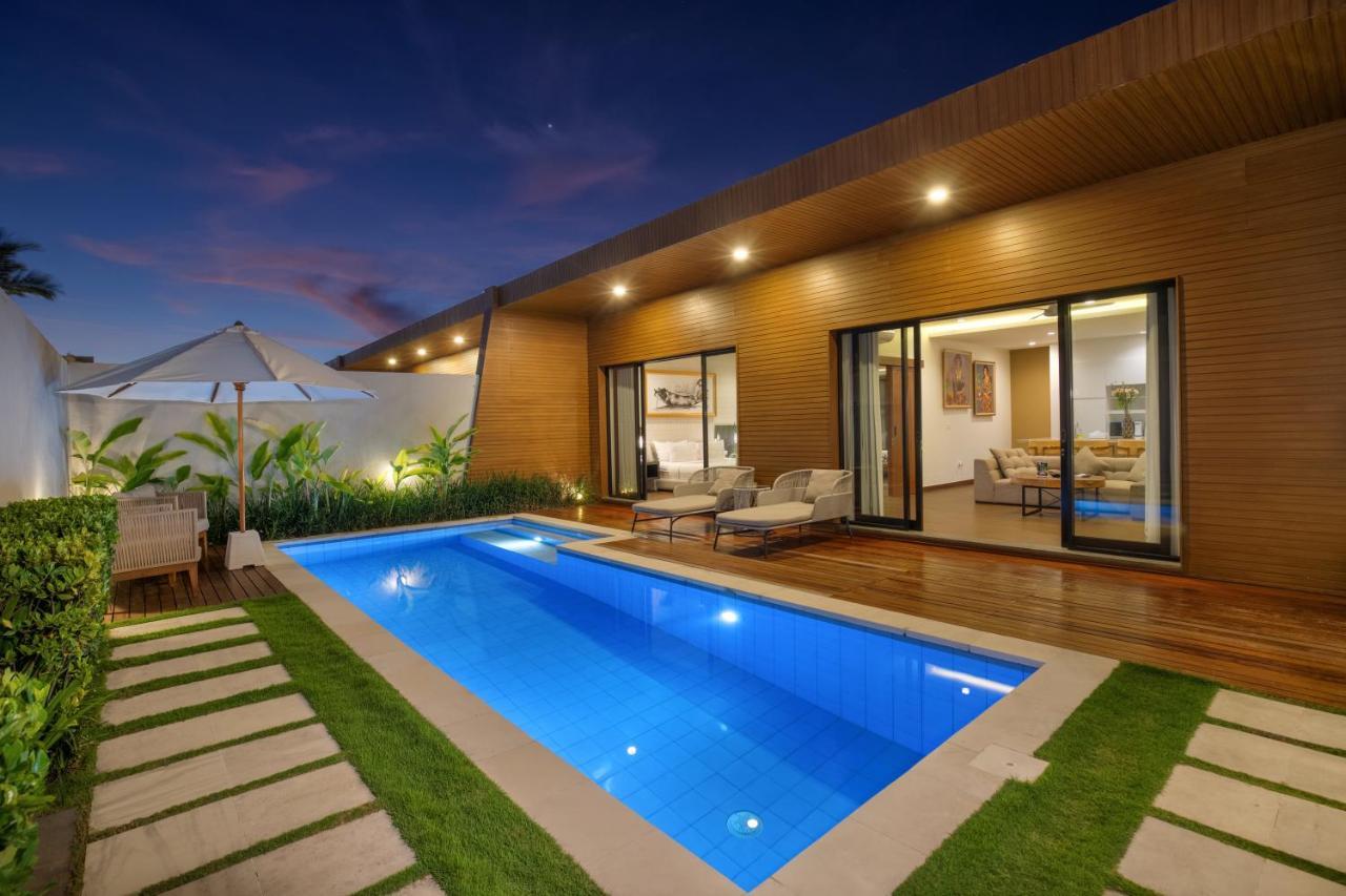 The Claremont Luxury Villas Σεμινιάκ Εξωτερικό φωτογραφία