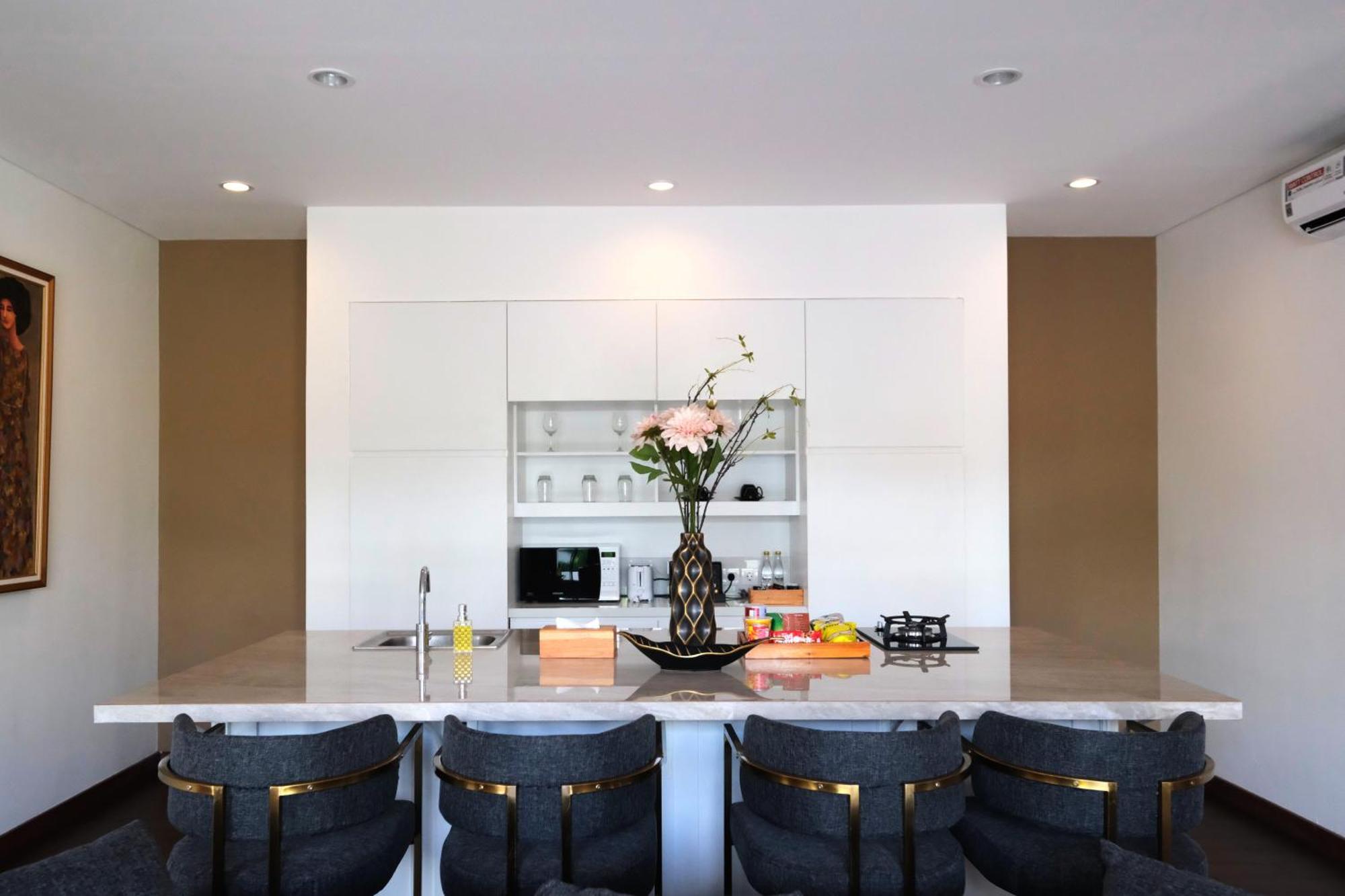 The Claremont Luxury Villas Σεμινιάκ Εξωτερικό φωτογραφία